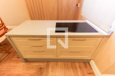 Sala/Cozinha de casa de condomínio à venda com 3 quartos, 100m² em Água Rasa, São Paulo