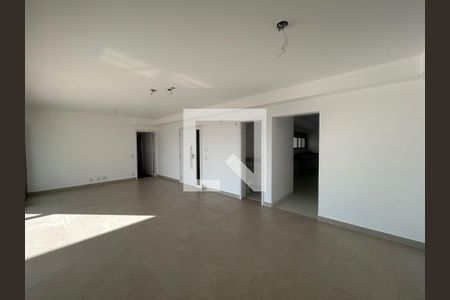 Sala  de apartamento à venda com 3 quartos, 155m² em Vila Sofia, São Paulo