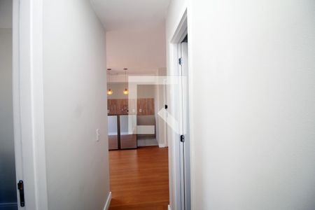 Sala - Corredor de apartamento à venda com 2 quartos, 44m² em Vaz Lobo, Rio de Janeiro