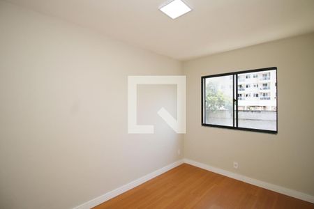 Quarto 1 de apartamento à venda com 2 quartos, 44m² em Vaz Lobo, Rio de Janeiro