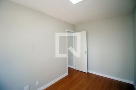 Quarto 1 de apartamento à venda com 2 quartos, 44m² em Vaz Lobo, Rio de Janeiro