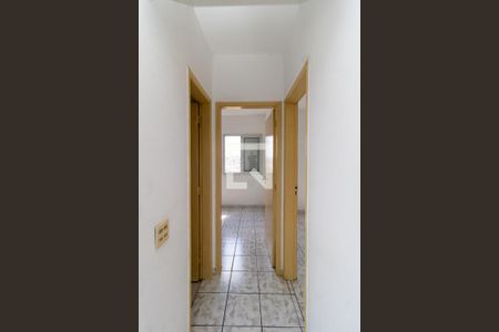 Corredor - Quartos de apartamento para alugar com 2 quartos, 63m² em Parque Edu Chaves, São Paulo