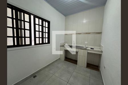 Cozinha de casa para alugar com 1 quarto, 45m² em Jardim Julio, Barueri