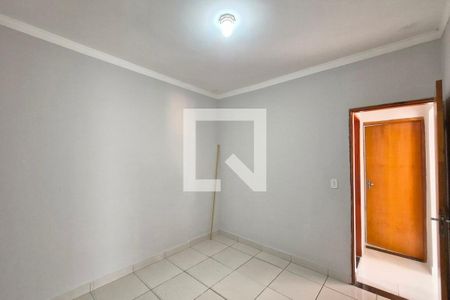 Quarto 1 de casa para alugar com 2 quartos, 78m² em Jardim Sao Domingos, Campinas