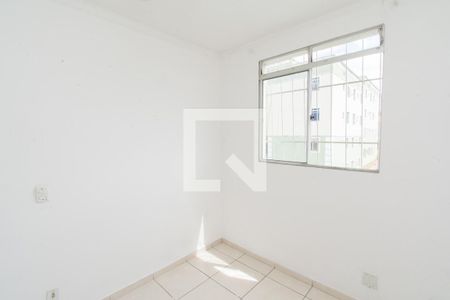 Quarto 2 de apartamento para alugar com 2 quartos, 45m² em Morro do Confisco, Contagem