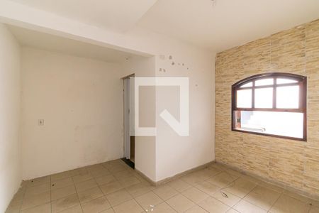 Suíte de casa à venda com 5 quartos, 240m² em Jardim Iva, São Paulo