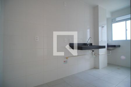 Cozinha de apartamento para alugar com 2 quartos, 43m² em Humaitá, Porto Alegre