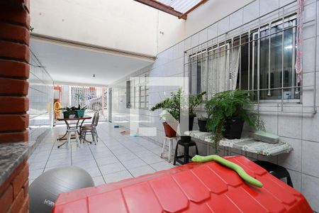 Quintal e área de lazer de casa à venda com 4 quartos, 168m² em Vila Celeste, São Paulo