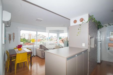 Sala de apartamento para alugar com 2 quartos, 65m² em Menino Deus, Porto Alegre