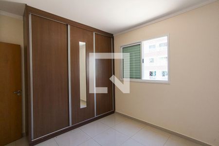 Apartamento para alugar com 3 quartos, 108m² em Santa Mônica, Uberlândia