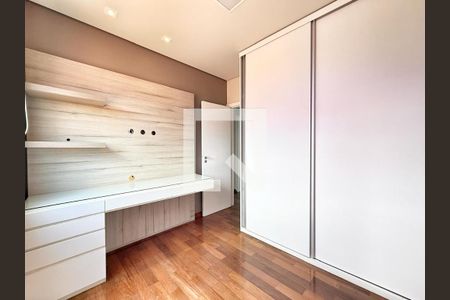 Apartamento à venda com 3 quartos, 85m² em Santa Tereza, Belo Horizonte