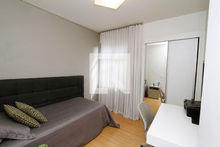 Quarto 1 de apartamento para alugar com 3 quartos, 111m² em Grajaú, Belo Horizonte