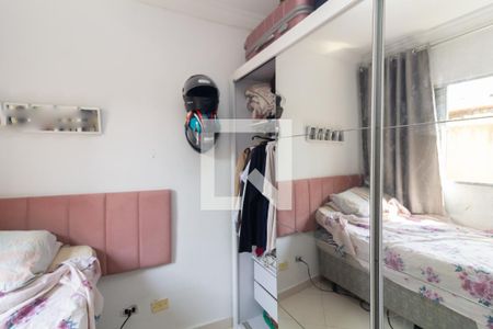 Quarto 1 de casa de condomínio para alugar com 2 quartos, 70m² em Vila Taquari, São Paulo