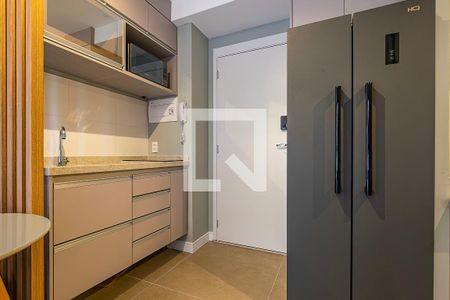 Sala/Cozinha de apartamento à venda com 1 quarto, 27m² em Pinheiros, São Paulo