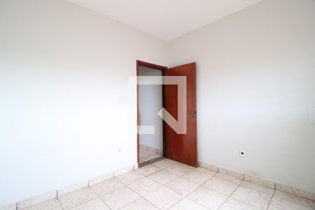 Quarto 1 de casa para alugar com 6 quartos, 210m² em Jardim Patricia, Uberlândia