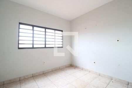 Quarto 1 de casa para alugar com 6 quartos, 210m² em Jardim Patricia, Uberlândia