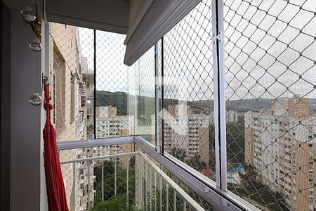 Apartamento para alugar com 3 quartos, 72m² em Jardim Carvalho, Porto Alegre