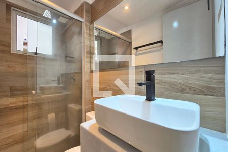 Banheiro de apartamento para alugar com 3 quartos, 72m² em Jardim Ipaussurama, Campinas