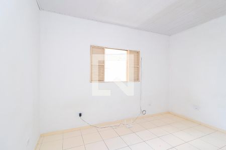 Quarto de casa para alugar com 1 quarto, 40m² em Vila Carmosina, São Paulo