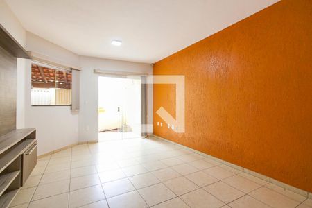Casa para alugar com 4 quartos, 300m² em Santa Mônica, Uberlândia
