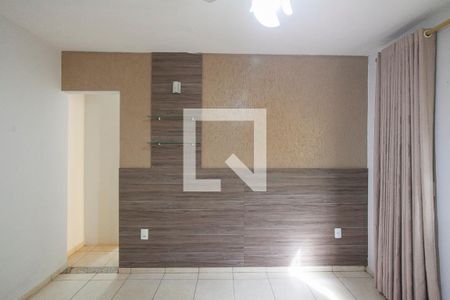 Casa para alugar com 4 quartos, 300m² em Santa Mônica, Uberlândia