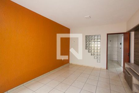 Casa para alugar com 4 quartos, 300m² em Santa Mônica, Uberlândia