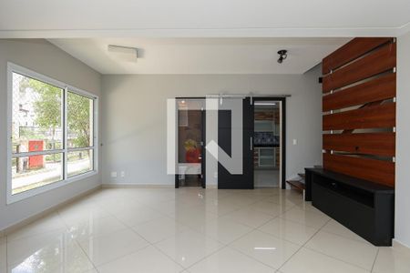 Sala de casa de condomínio à venda com 2 quartos, 106m² em Vila Andrade, São Paulo