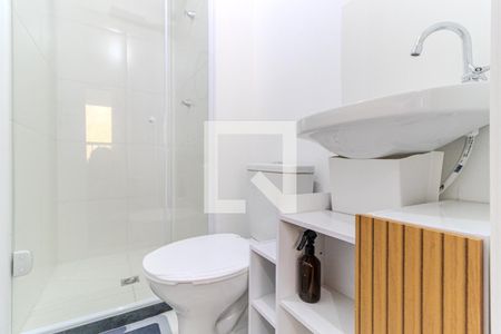 Banheiro de kitnet/studio para alugar com 1 quarto, 22m² em Campos Elíseos, São Paulo