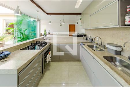 Casa à venda com 2 quartos, 360m² em Padre Eustáquio, Belo Horizonte