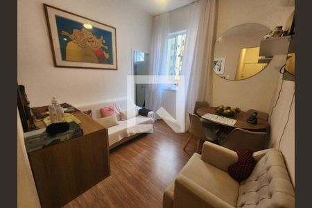 Sala de apartamento à venda com 1 quarto, 46m² em Leblon, Rio de Janeiro
