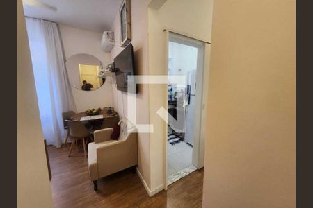 Sala de apartamento à venda com 1 quarto, 46m² em Leblon, Rio de Janeiro