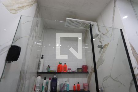 Banheiro da Suíte de apartamento para alugar com 1 quarto, 29m² em Vila Ema, São Paulo