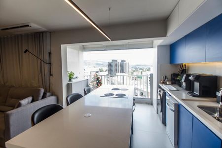 Sala  de apartamento para alugar com 1 quarto, 49m² em Alphaville Empresarial, Barueri
