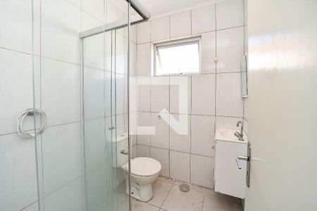 Banheiro de apartamento para alugar com 1 quarto, 42m² em Jardim Dona Leopoldina, Porto Alegre