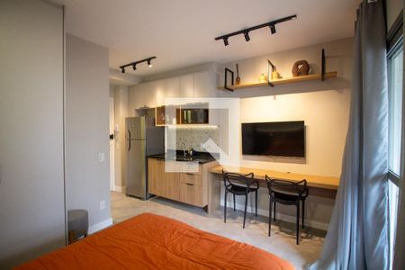Sala / Quarto - Studio de kitnet/studio à venda com 1 quarto, 25m² em Jardim das Acacias, São Paulo