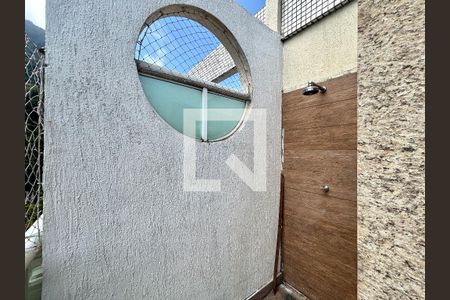 Cobertura - chuveiro de apartamento para alugar com 4 quartos, 170m² em Humaitá, Rio de Janeiro