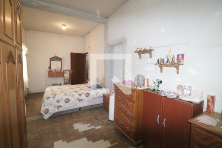 Quarto 1 de casa à venda com 3 quartos, 390m² em Vila Assunção, Santo André