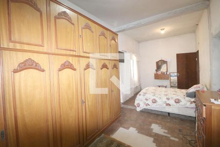 Quarto 1 de casa à venda com 3 quartos, 390m² em Vila Assunção, Santo André