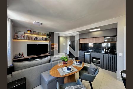 Sala de apartamento à venda com 1 quarto, 48m² em Vila Sao Francisco (zona Sul), São Paulo