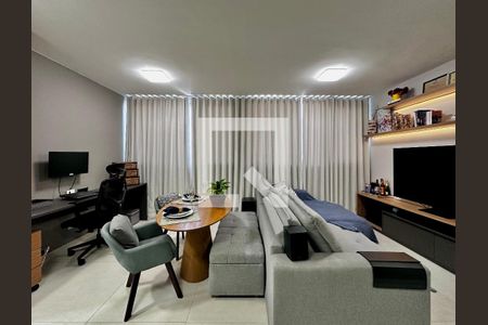 Sala de apartamento à venda com 1 quarto, 48m² em Vila Sao Francisco (zona Sul), São Paulo