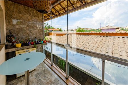 Varanda cozinha de casa à venda com 4 quartos, 560m² em Marajó, Belo Horizonte