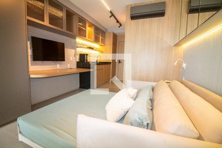 Sala / Quarto - Studio de kitnet/studio para alugar com 1 quarto, 31m² em Jardim das Acacias, São Paulo