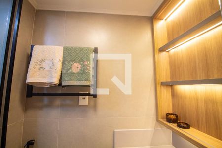 Banheiro de kitnet/studio para alugar com 1 quarto, 31m² em Jardim das Acacias, São Paulo