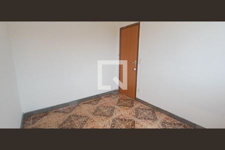 Quarto 1 de apartamento para alugar com 2 quartos, 42m² em Jardim Vitoria, Belo Horizonte