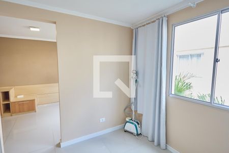 Closet da suíte 1 de apartamento para alugar com 2 quartos, 135m² em Cabral, Curitiba