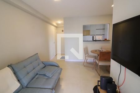 Sala de apartamento para alugar com 2 quartos, 75m² em Km 18, Osasco