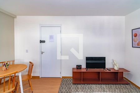 Sala de apartamento para alugar com 1 quarto, 35m² em Barro Preto, Belo Horizonte