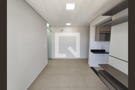 Apartamento para alugar com 2 quartos, 65m² em Aclimação, Uberlândia