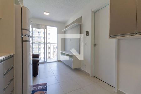 Sala, Cozinha e área de serviço de apartamento para alugar com 1 quarto, 29m² em Guaiauna, São Paulo