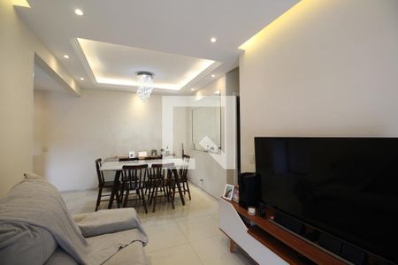 Sala de apartamento para alugar com 3 quartos, 77m² em Taquara, Rio de Janeiro